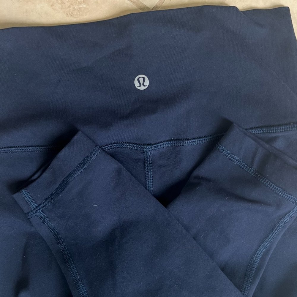 Lululemon Wunder Under High-Rise Tight 28" Full-On Luon in True Navy